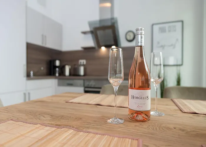 Apartamento Westendpalais - App 08 *